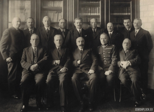 Members of the Medical Society of Płock (the photo taken by Wacław Rydel comes from the collection of the Płock Scientific Society).